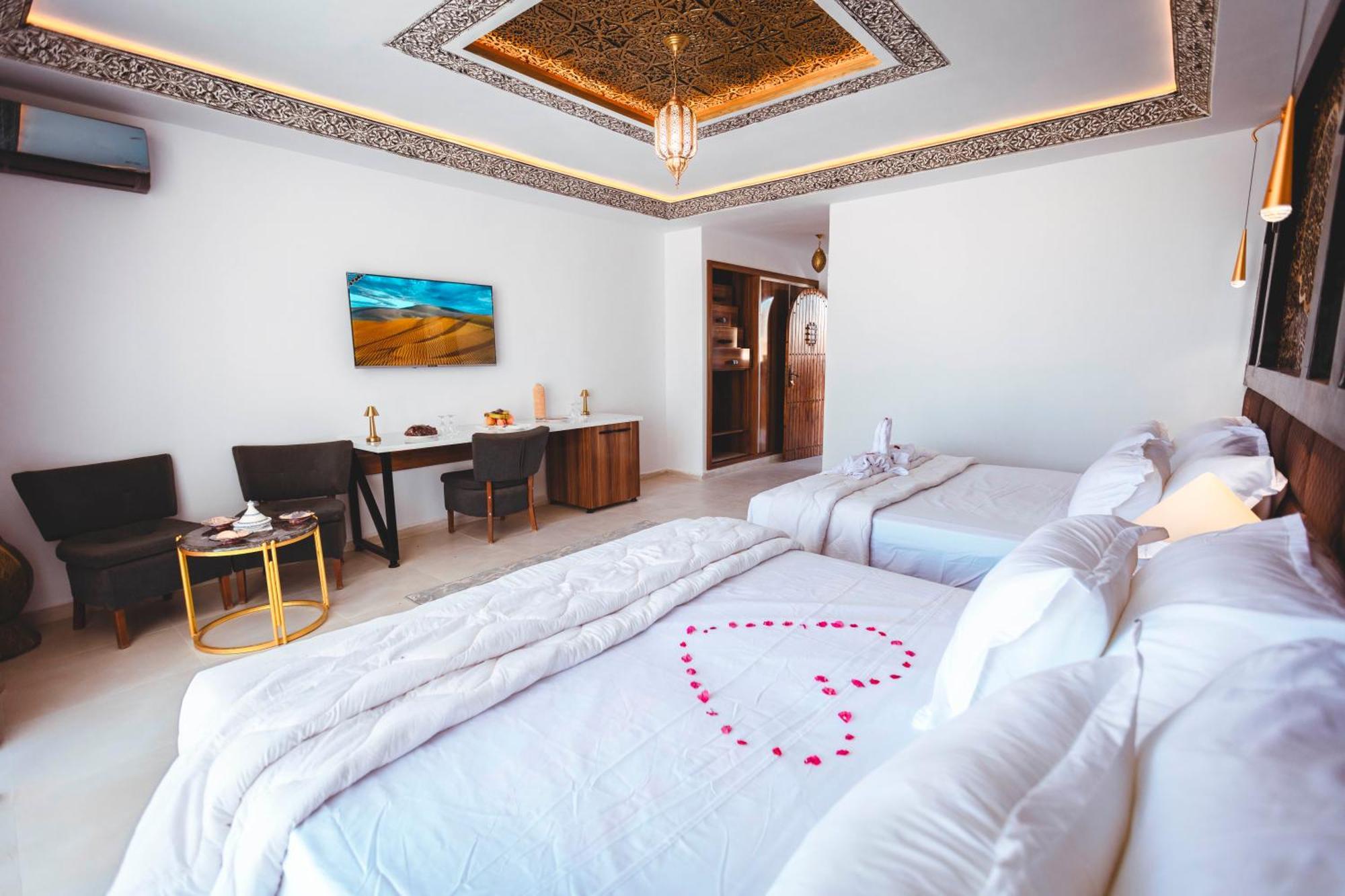 Kasbah Merzouga Bagian luar foto
