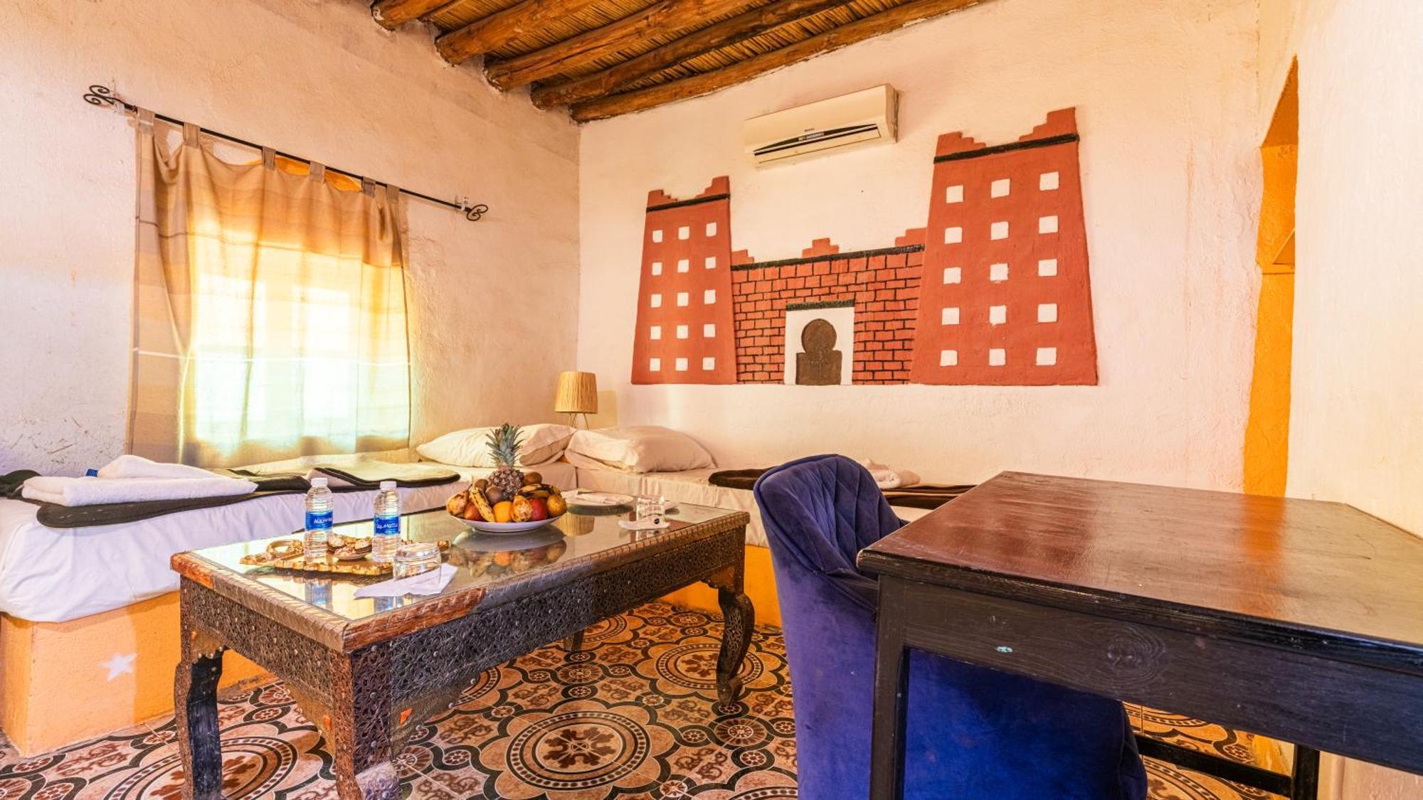 Kasbah Merzouga Bagian luar foto