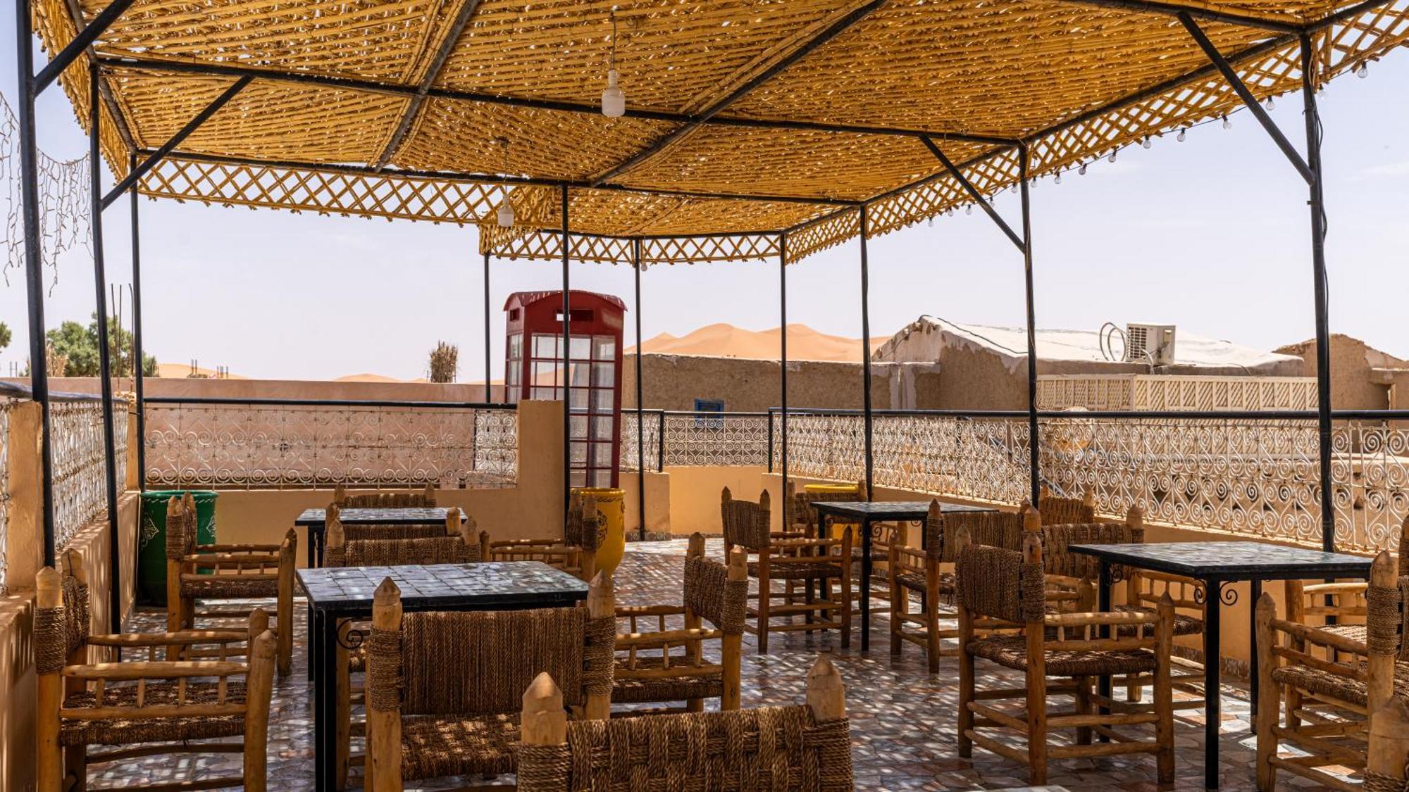 Kasbah Merzouga Bagian luar foto